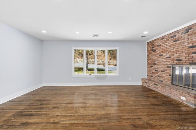 1 Cherry Lane, Putnam Valley, NY 10579