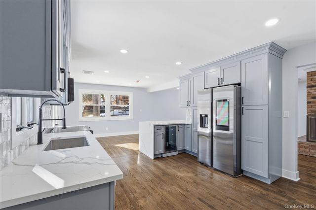 1 Cherry Lane, Putnam Valley, NY 10579