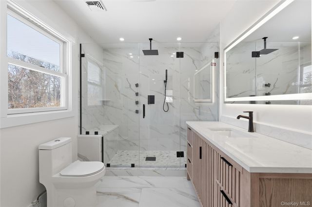 1 Cherry Lane, Putnam Valley, NY 10579