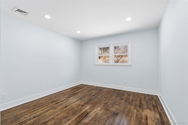 1 Cherry Lane, Putnam Valley, NY 10579