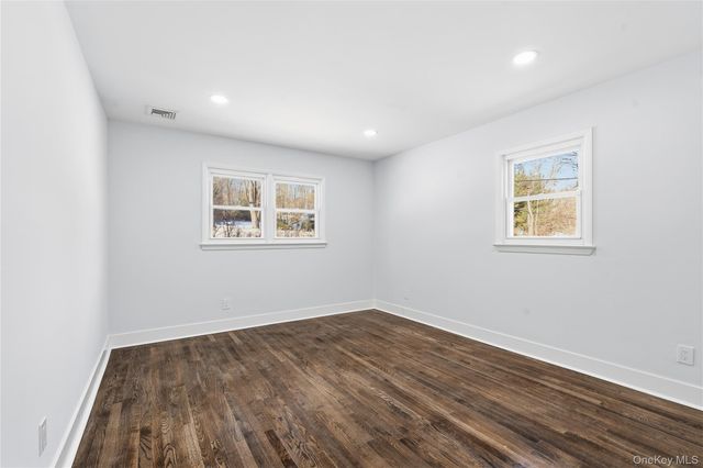 1 Cherry Lane, Putnam Valley, NY 10579