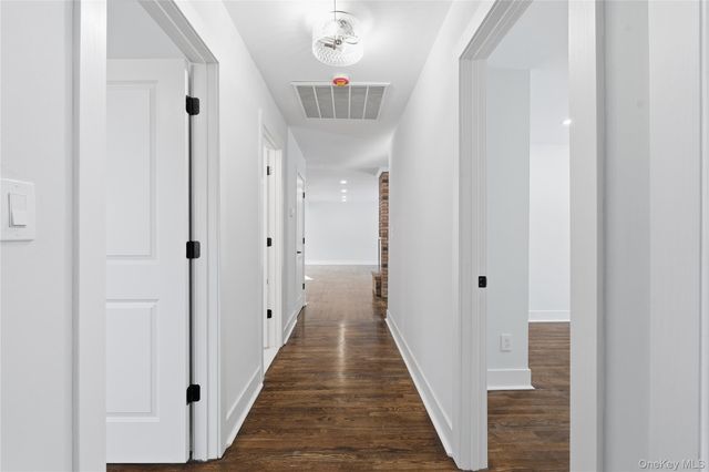 1 Cherry Lane, Putnam Valley, NY 10579