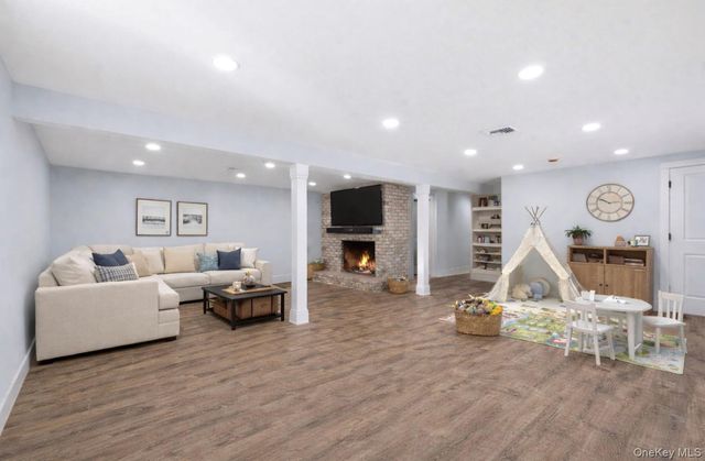 1 Cherry Lane, Putnam Valley, NY 10579