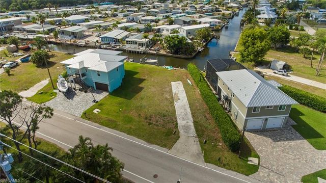 4575 Spring Creek DR, Bonita Springs, FL 34134