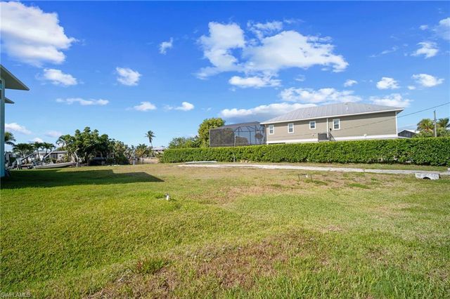 4575 Spring Creek DR, Bonita Springs, FL 34134