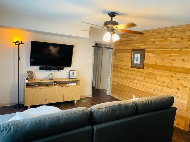 2626 Fieldale Drive, Farmers Branch, TX 75234