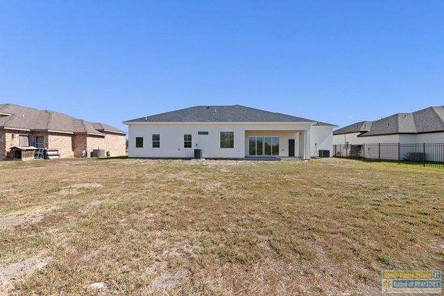 113 Canteros Dr., Rancho Viejo, TX 78575