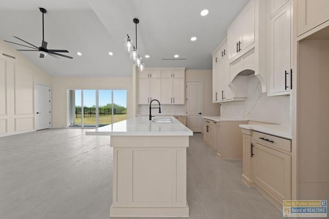 113 Canteros Dr., Rancho Viejo, TX 78575