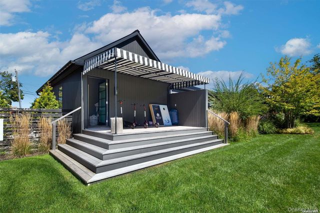 32 Inlet Road W, Hampton Bays, NY 11946