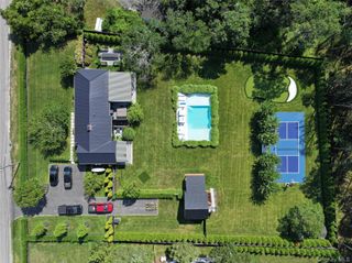 32 Inlet Road W, Hampton Bays, NY 11946