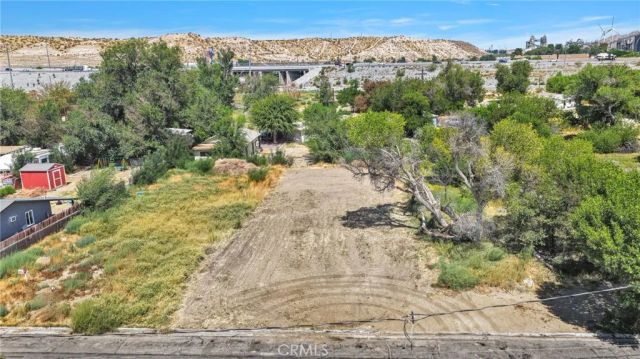 15780 Cottonwood, Victorville, CA 92395