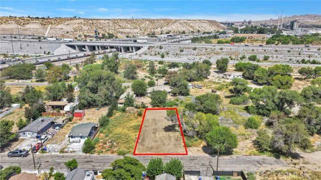 15780 Cottonwood, Victorville, CA 92395