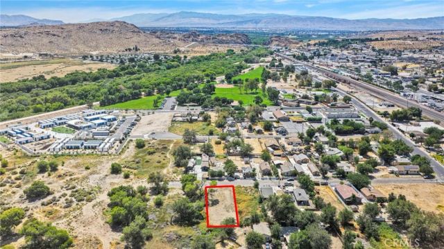 15780 Cottonwood, Victorville, CA 92395