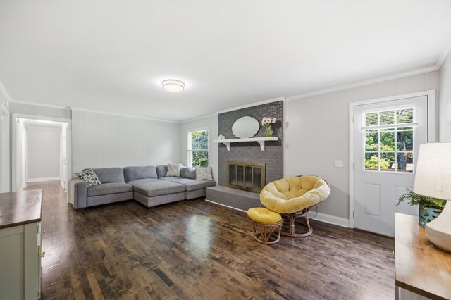 9511 Timberlog Drive, Chattanooga, TN 37421