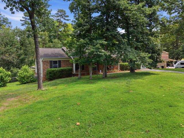 9511 Timberlog Drive, Chattanooga, TN 37421