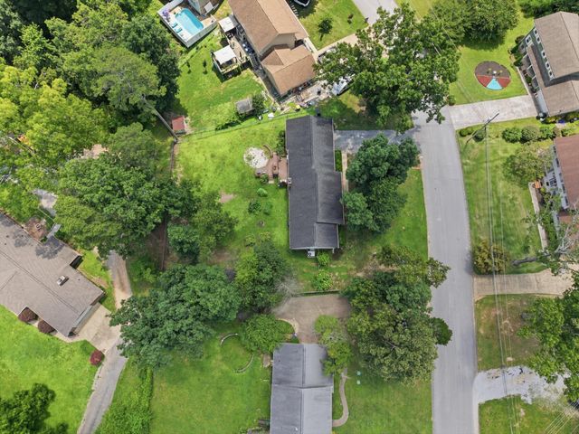 9511 Timberlog Drive, Chattanooga, TN 37421