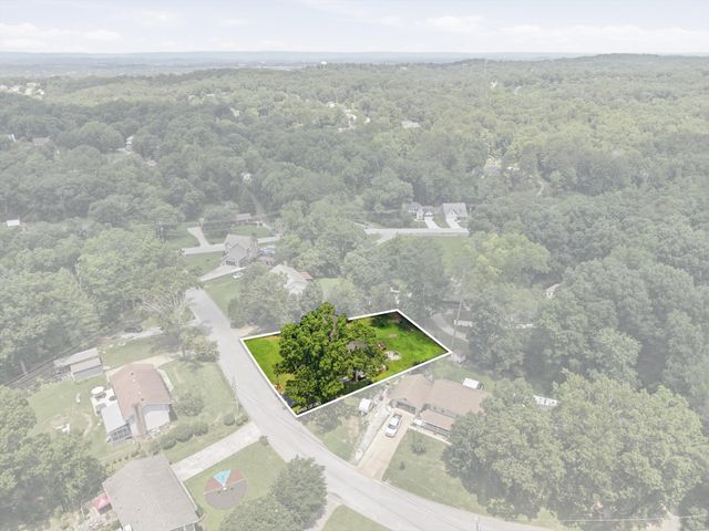 9511 Timberlog Drive, Chattanooga, TN 37421