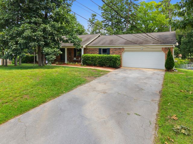 9511 Timberlog Drive, Chattanooga, TN 37421