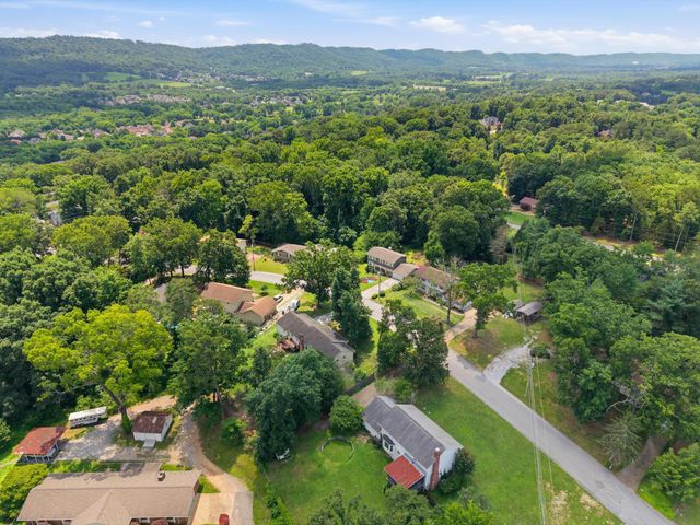 9511 Timberlog Drive, Chattanooga, TN 37421