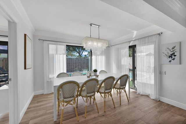 908 SE 16th Street, Deerfield Beach, FL 33441