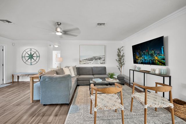 908 SE 16th Street, Deerfield Beach, FL 33441