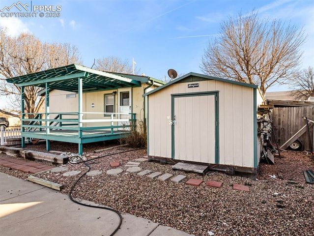 183 E Birch Hills Drive, Pueblo, CO 81007