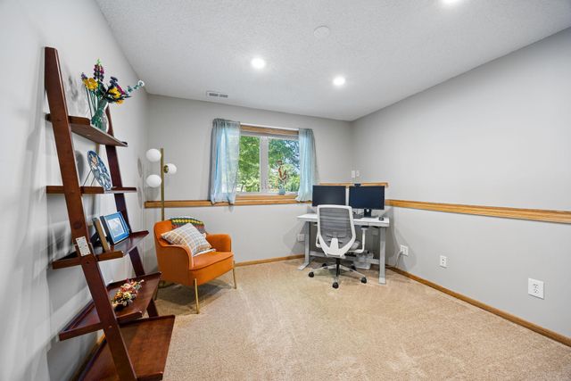 8455 174th Street W, Lakeville, MN 55044