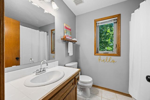 8455 174th Street W, Lakeville, MN 55044