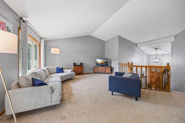 8455 174th Street W, Lakeville, MN 55044