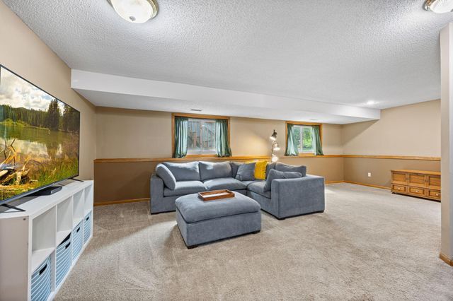 8455 174th Street W, Lakeville, MN 55044