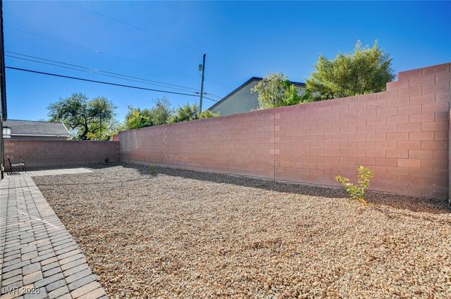 3791 McLeod Drive, Las Vegas, NV 89121