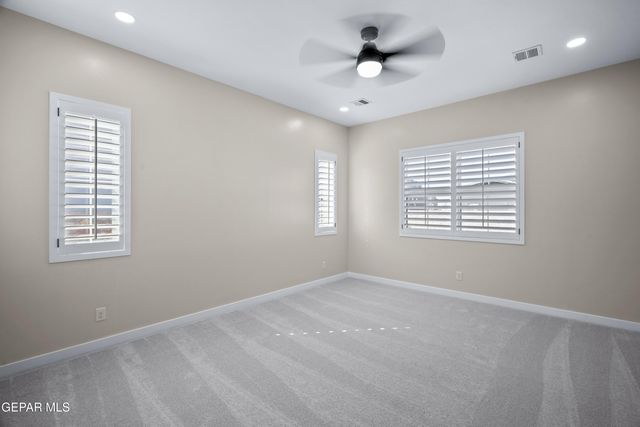 1823 Schyler Love Lane, El Paso, TX 79928