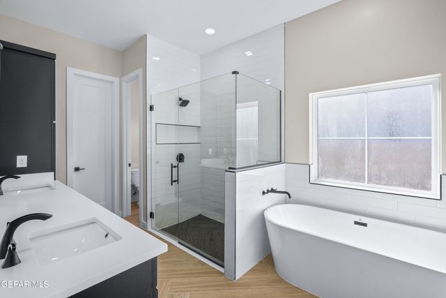 1823 Schyler Love Lane, El Paso, TX 79928