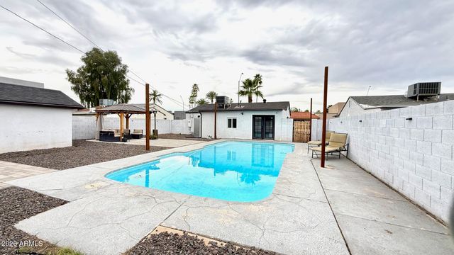 1109 W INDIAN SCHOOL Road, Phoenix, AZ 85013