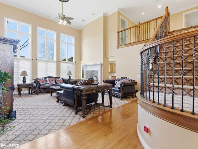 55279 Whispering Hills Drive, Shelby Twp, MI 48316