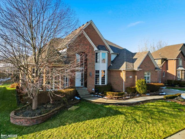 55279 Whispering Hills Drive, Shelby Twp, MI 48316