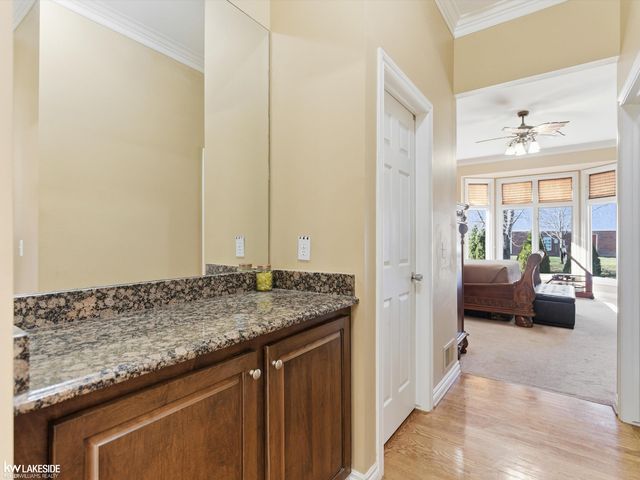 55279 Whispering Hills Drive, Shelby Twp, MI 48316