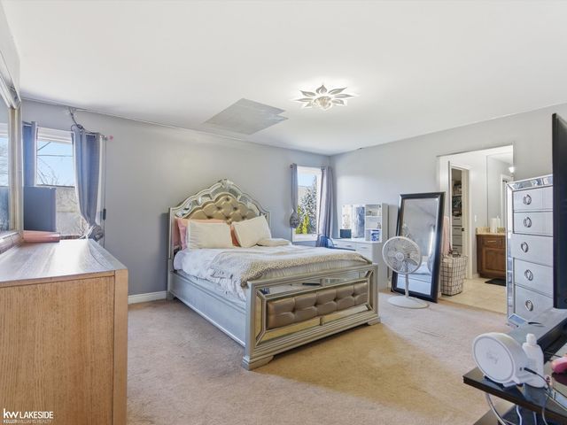 55279 Whispering Hills Drive, Shelby Twp, MI 48316