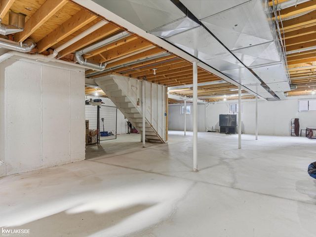 55279 Whispering Hills Drive, Shelby Twp, MI 48316