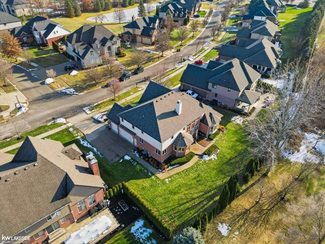 55279 Whispering Hills Drive, Shelby Twp, MI 48316