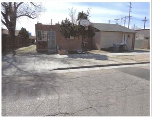 810 Roma Avenue NW, Albuquerque, NM 87102
