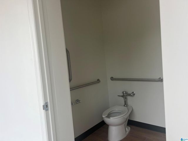 194 GREEN SPRINGS HIGHWAY, Birmingham, AL 35209