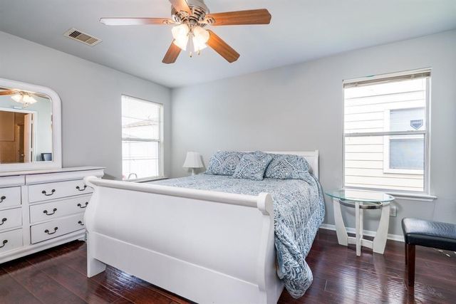 19007 Remington Park Dr, Houston, TX 77073