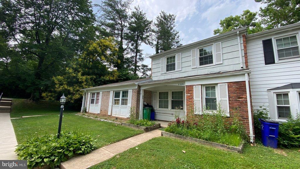 5529 WOODENHAWK CIR, Columbia, MD 21044