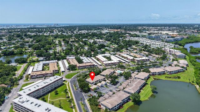 6330 99TH WAY N 14B, St Petersburg, FL 33708