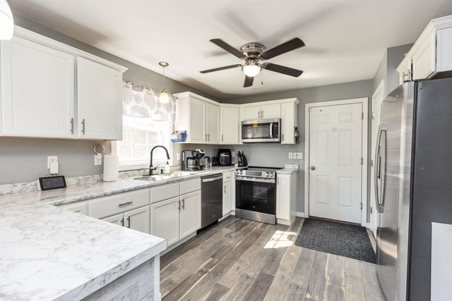 125 Pine Meadows Circle, Bennington, NH 03442