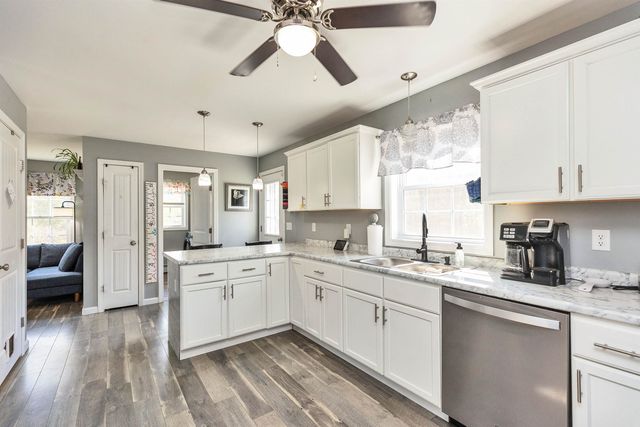 125 Pine Meadows Circle, Bennington, NH 03442