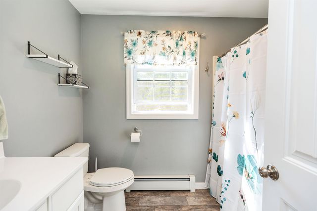 125 Pine Meadows Circle, Bennington, NH 03442
