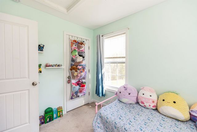 125 Pine Meadows Circle, Bennington, NH 03442