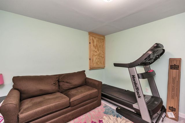 125 Pine Meadows Circle, Bennington, NH 03442